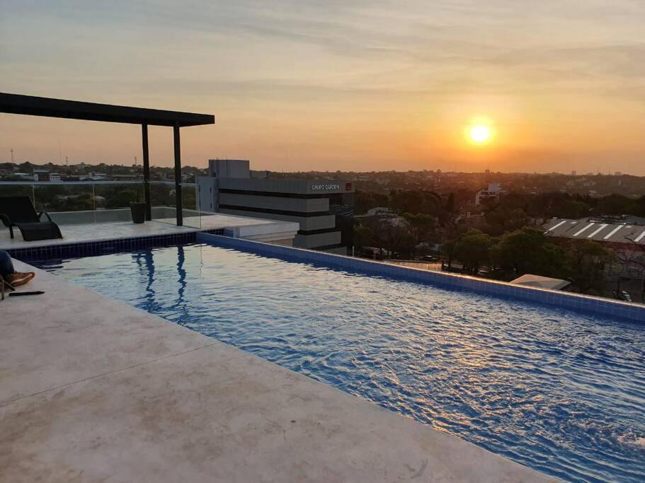 Hermoso Departamento Con Piscina Y Estacionamiento Asuncion Luaran gambar